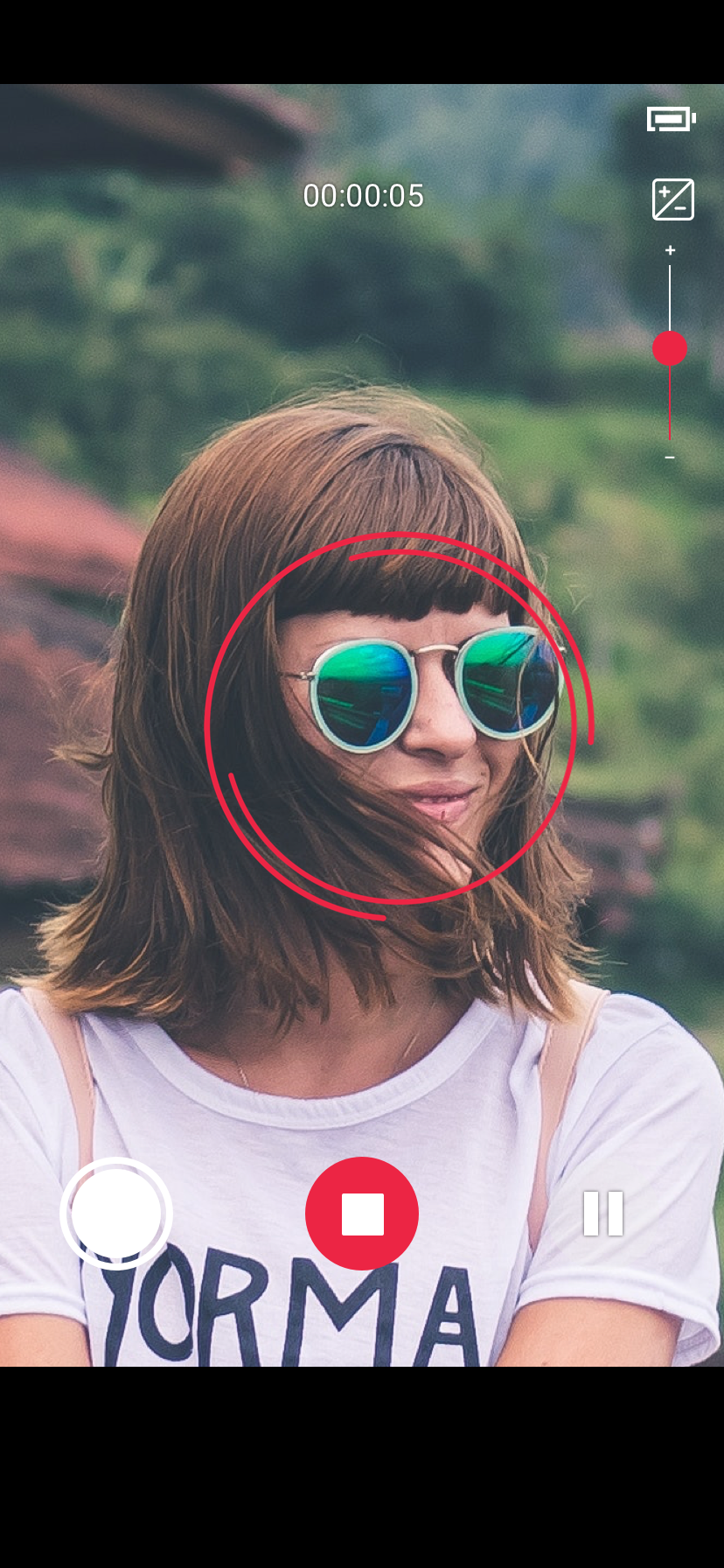 Zoom_In_bar_contracted_Video_recording.png